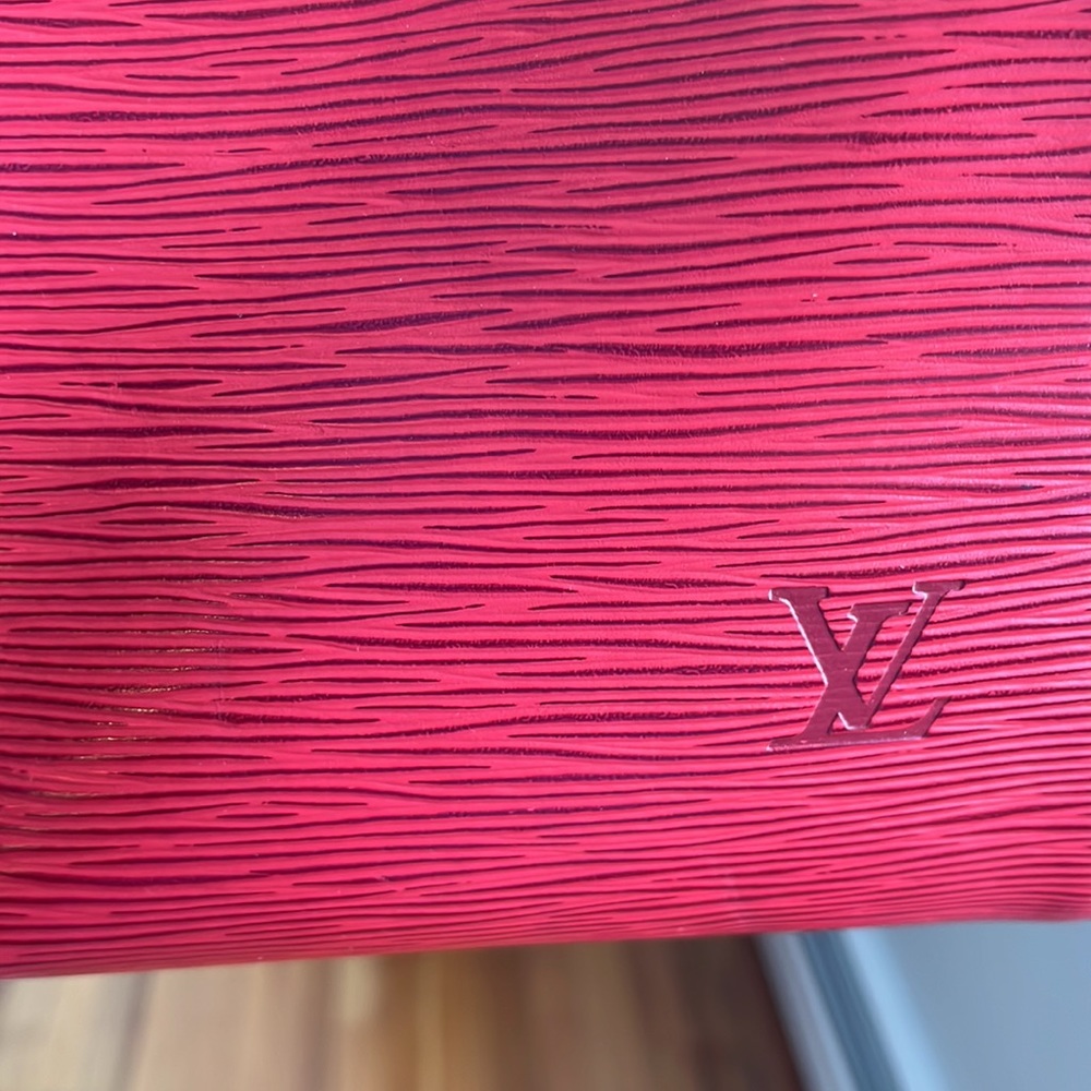 LV SPEEDY 25 RED EPI  UNBRANDED STRAP INCLUDED - Picture 7 of 17
